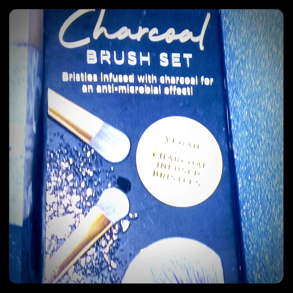 Billion dollar brush set